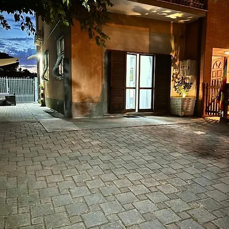 Monolocali Santa Maria Apparente Bed & Breakfast