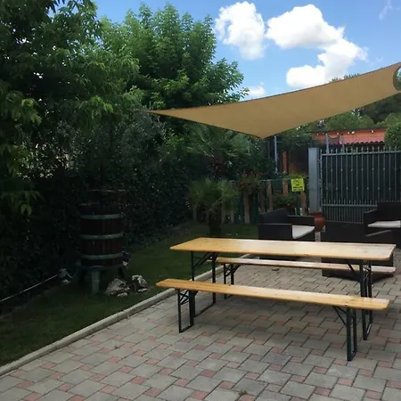 Monolocali Santa Maria Apparente Bed & Breakfast *